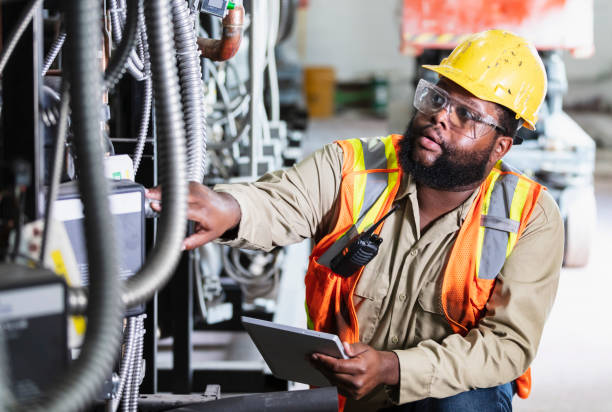 Best Local Electrician Companies  in Louisville, MS